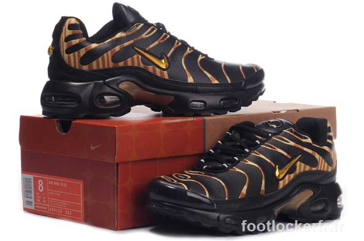 max tn chaussures retro paris new requin tn us10,eur44,uk9 nouveaustyle.JPG